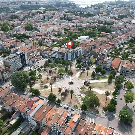 House Espacoso E * 波尔图